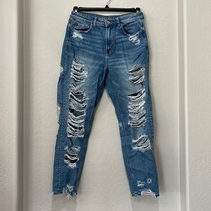 American Eagle ripped jeans size 10